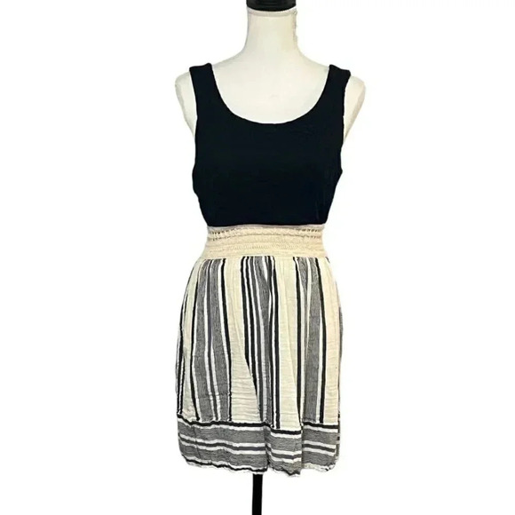 Three Pink Hearts size L EUC mini dress - Picture 1 of 12